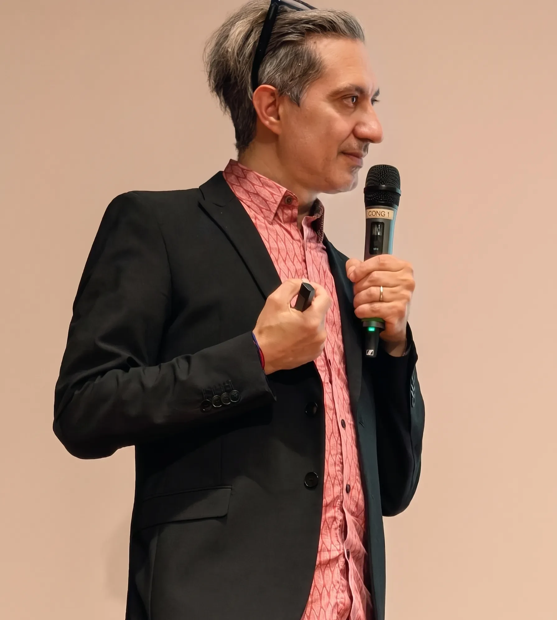Andrea Baffa Scirocco, psicologo e psicoterapeuta, durante un intervento a un convegno